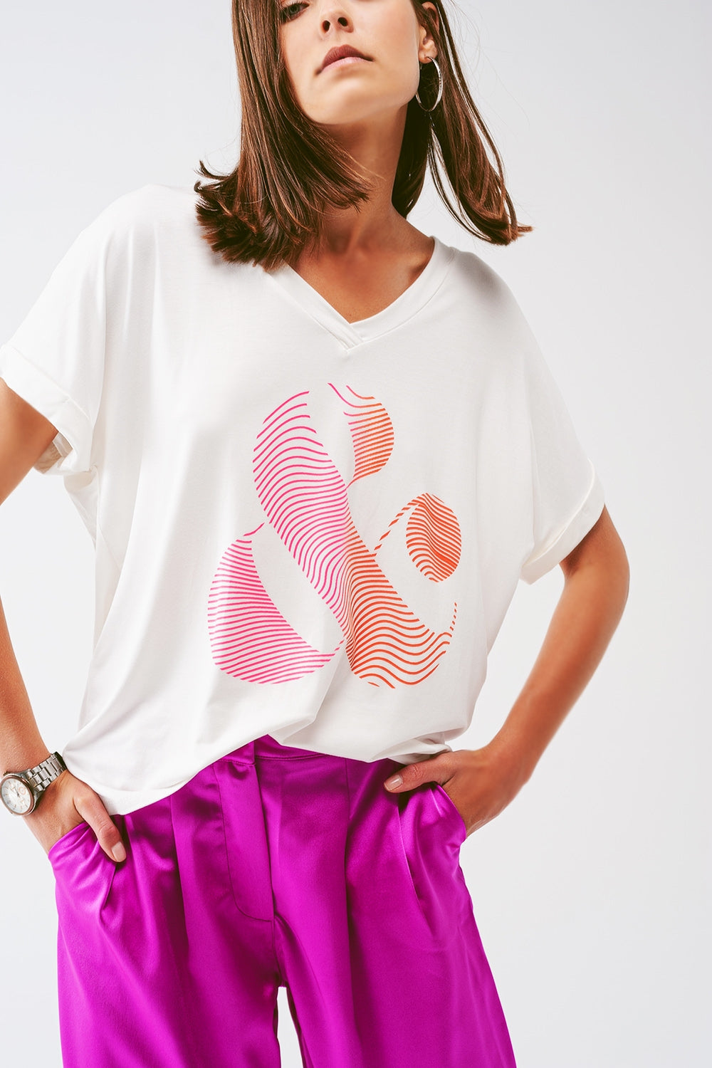 Asymmetrical graphic T-Shirt in White - Szua Store
