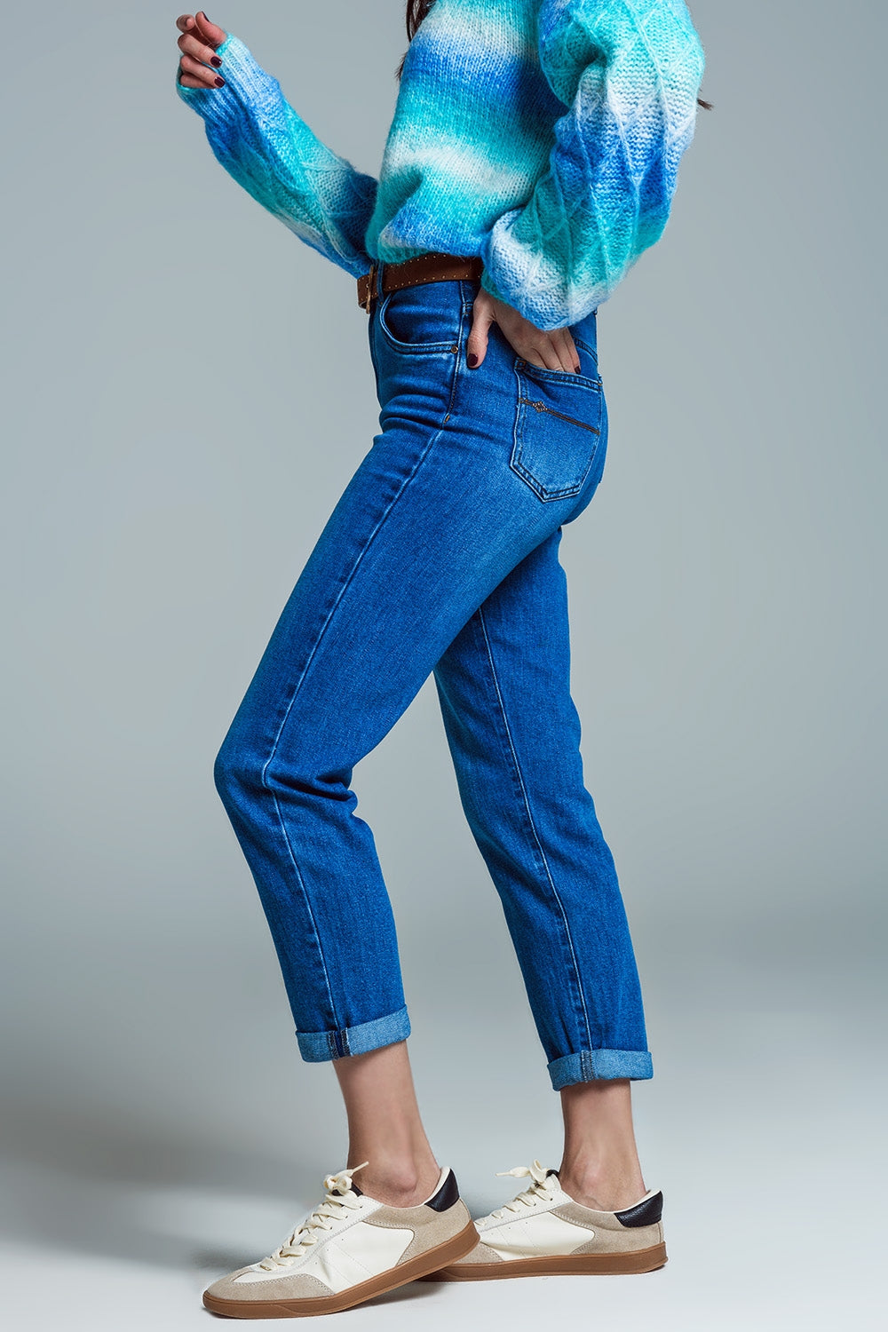 Basic Skinny Leg Jeans In Stretch Denim In Mid Wash