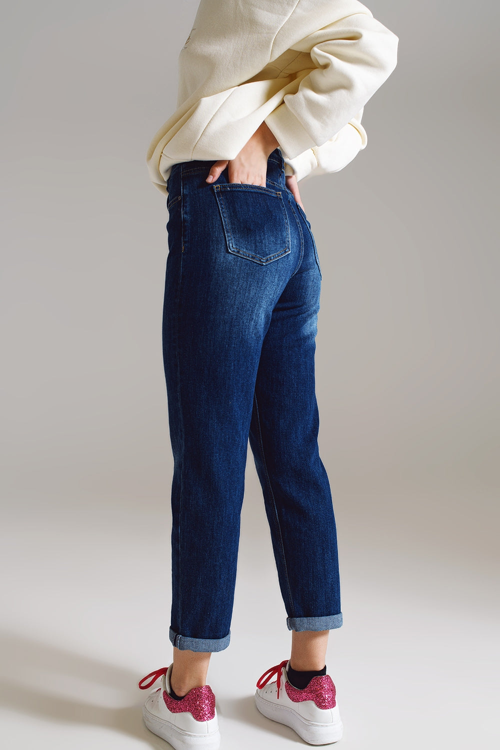 Basic Straight Jeans in Dark Wash - Szua Store