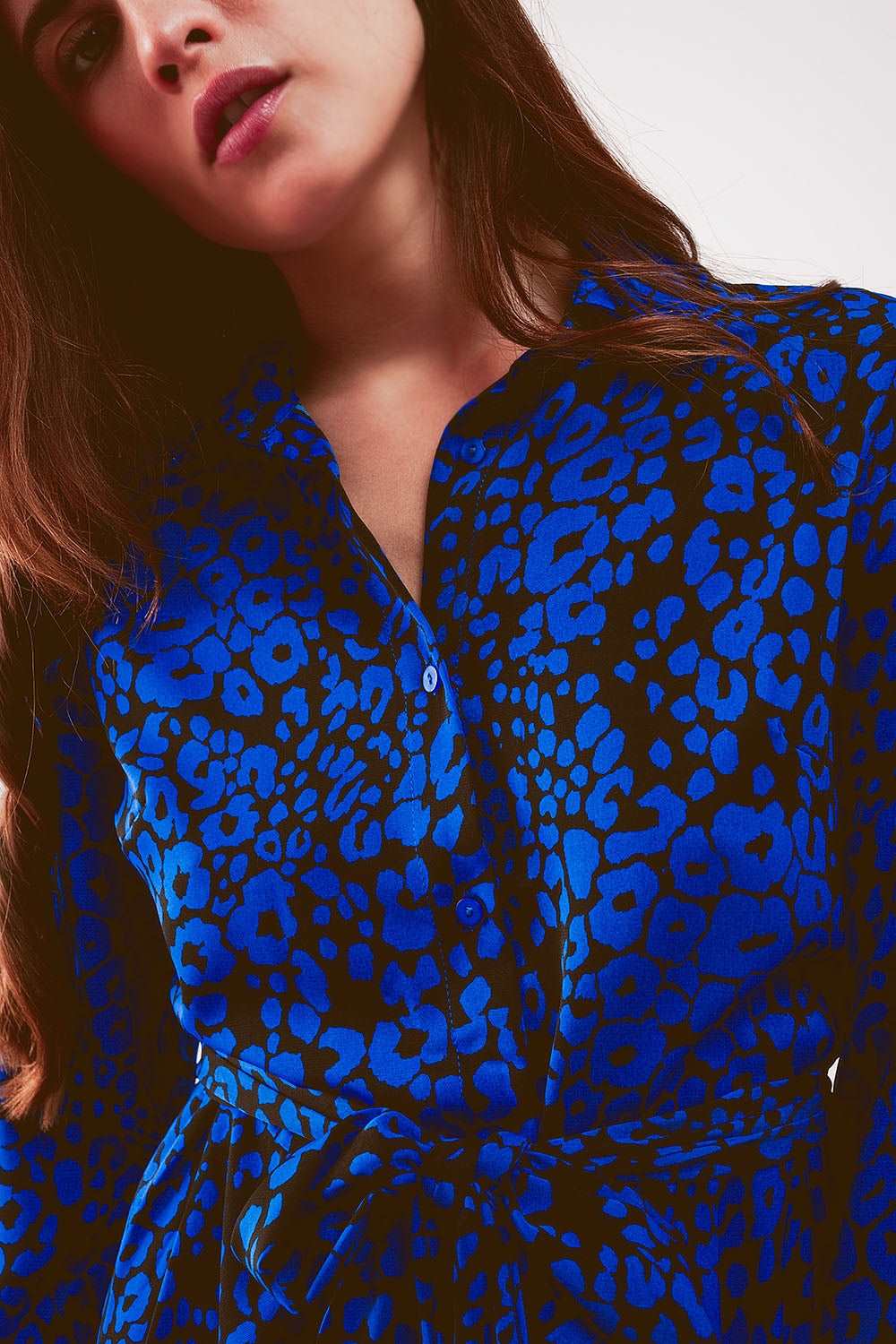 Belted maxi shirt dress in blue animal print Szua Store