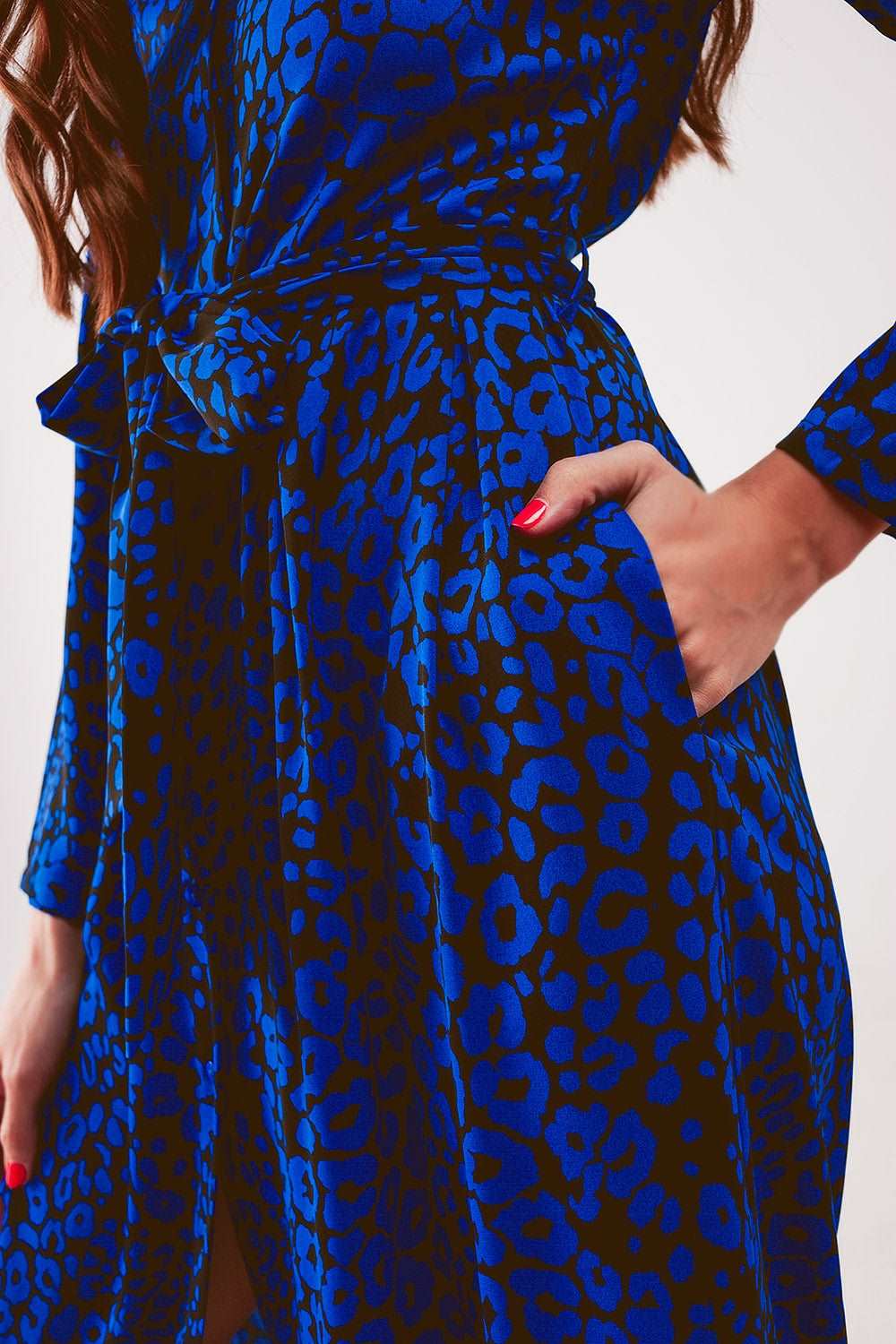 Belted maxi shirt dress in blue animal print Szua Store