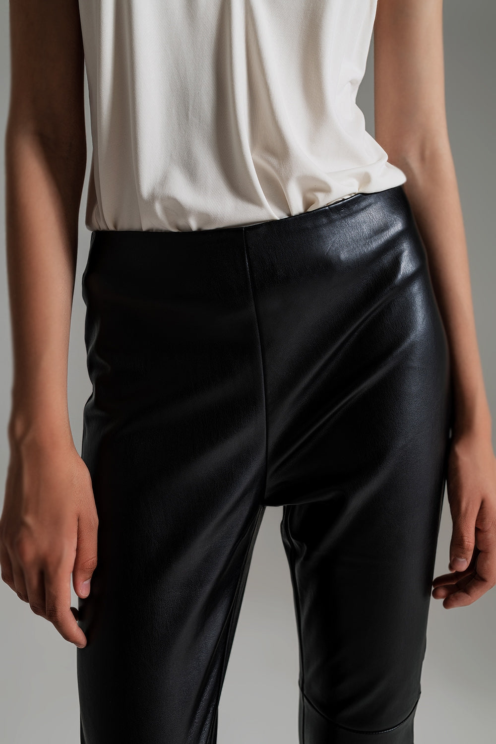 Black faux leather effect skinny pants - Szua Store