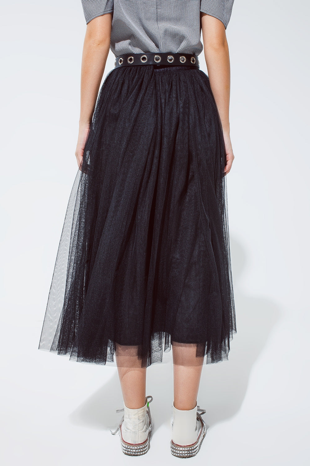 Black tulle midi skirt with elastic waist