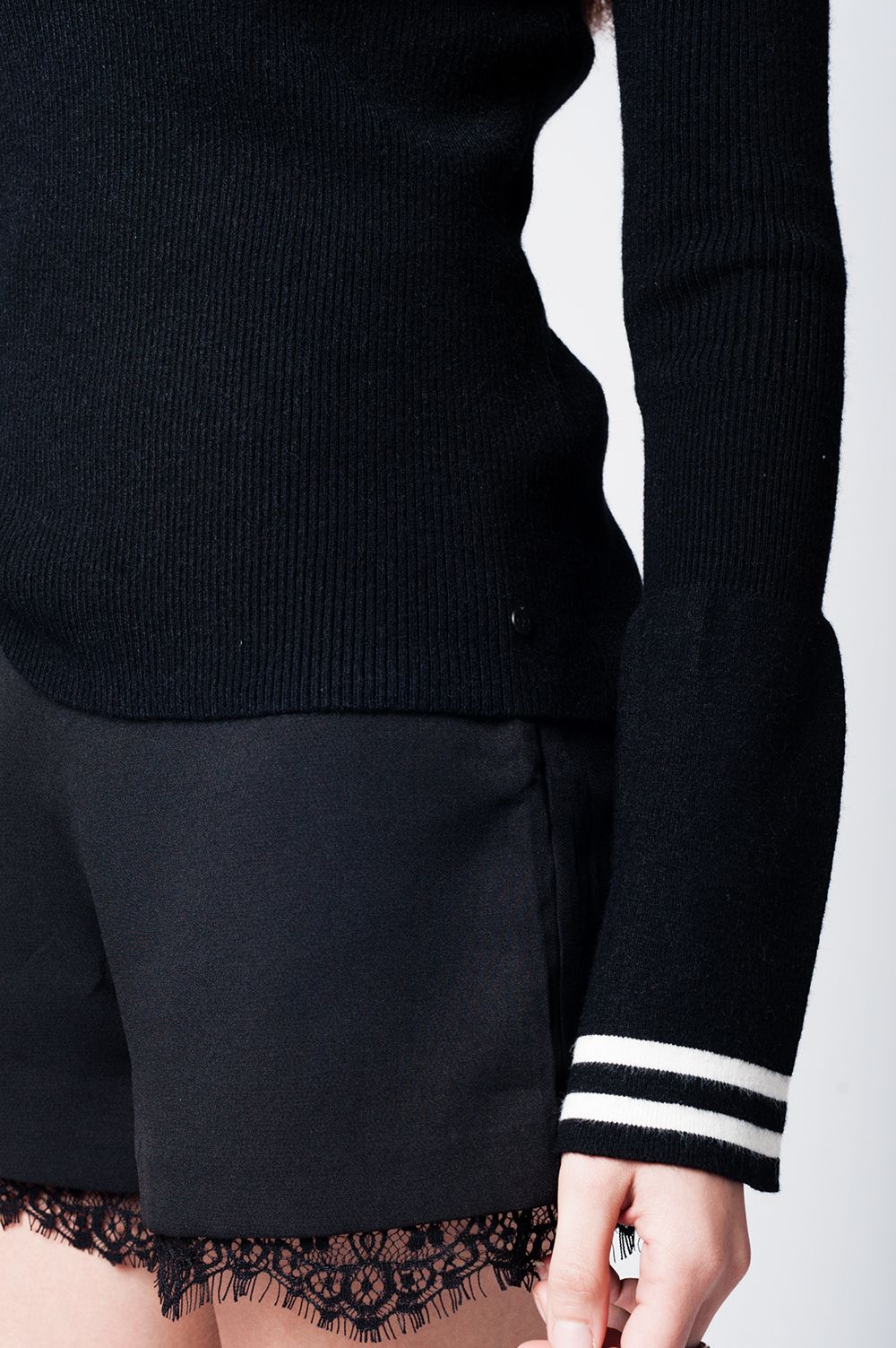 Black waist-length Lace Hem Shorts - Szua Store