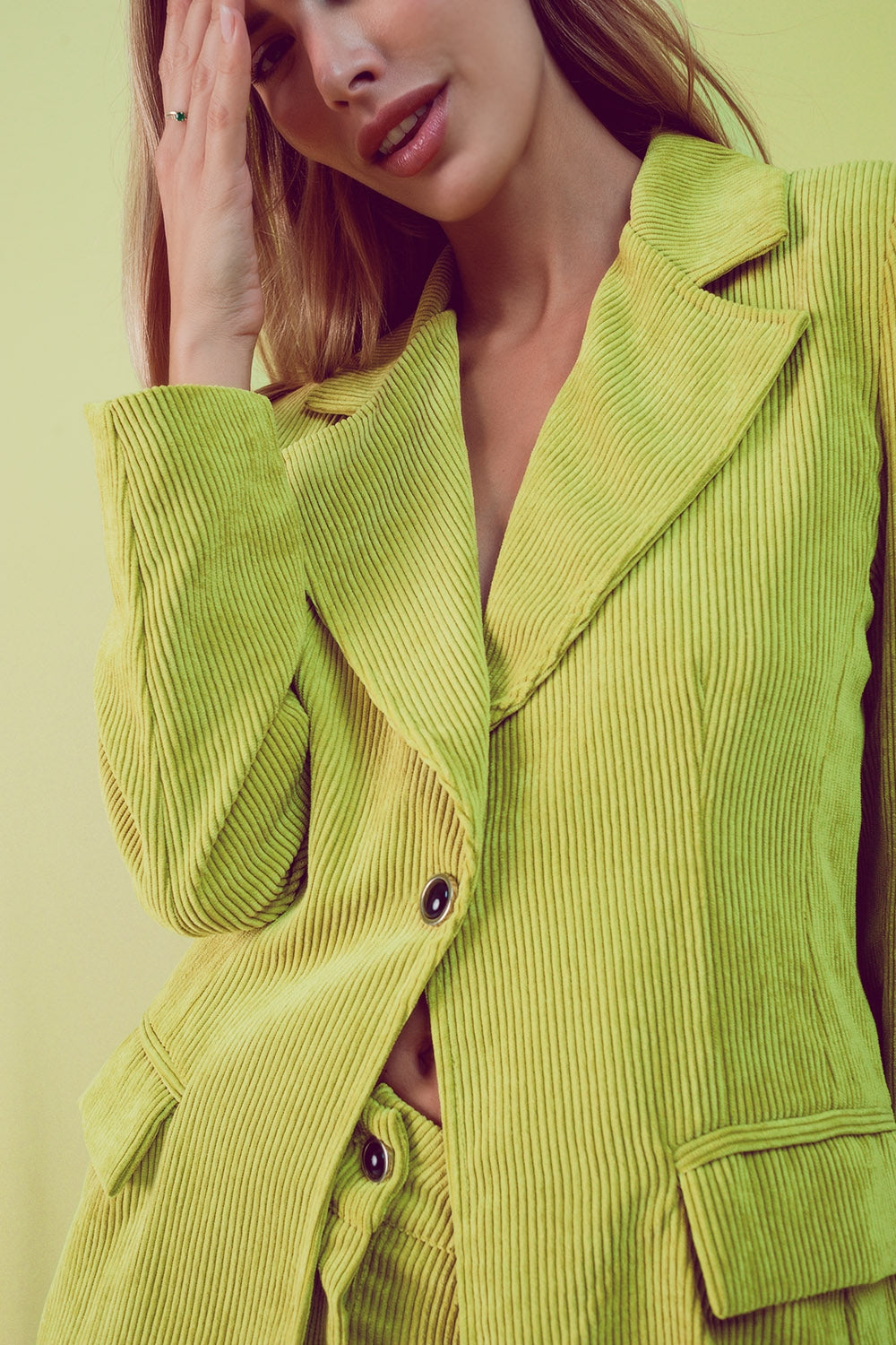 Blazer with vintage buttons in lime cord