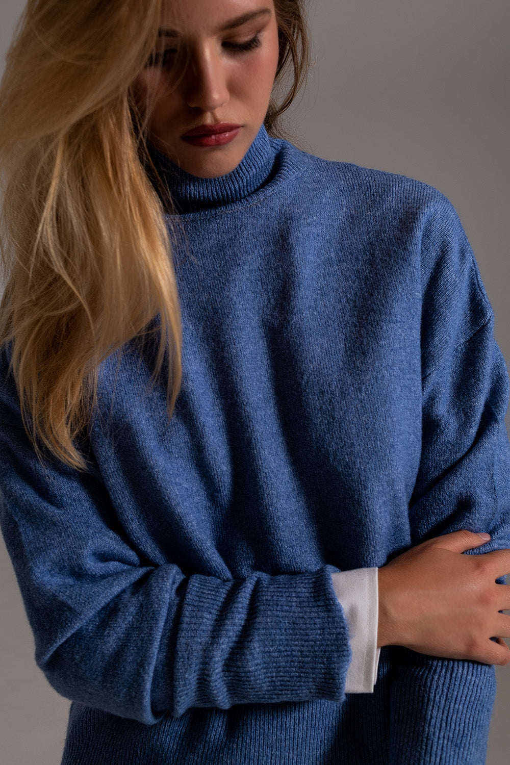 Blue turtleneck sweater in a soft knitted fabric - Szua Store