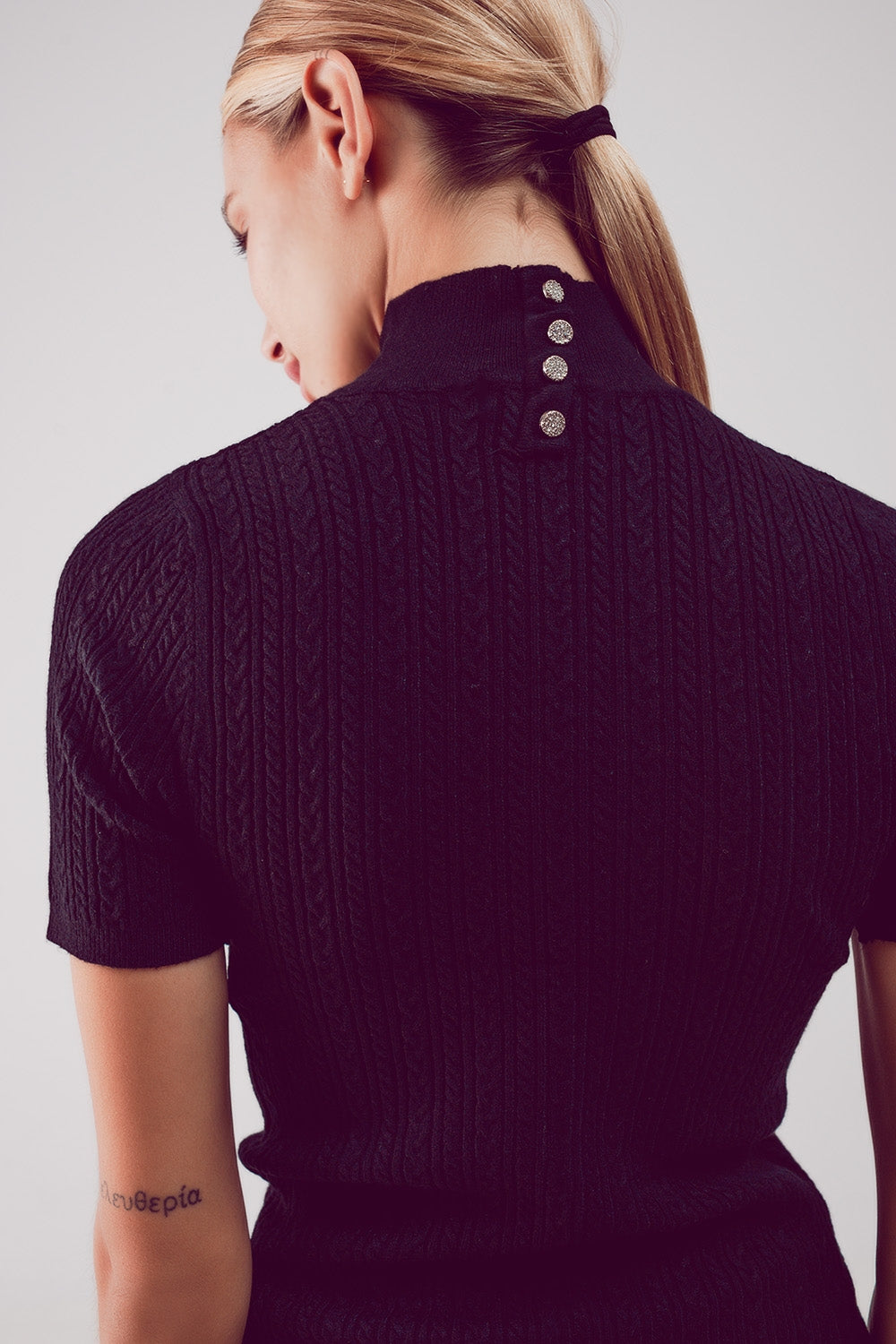 Cable knitted jumper in black Szua Store