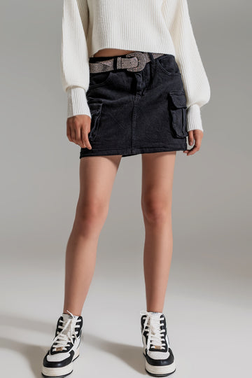 Q2 Cargo Mini Skirt in black