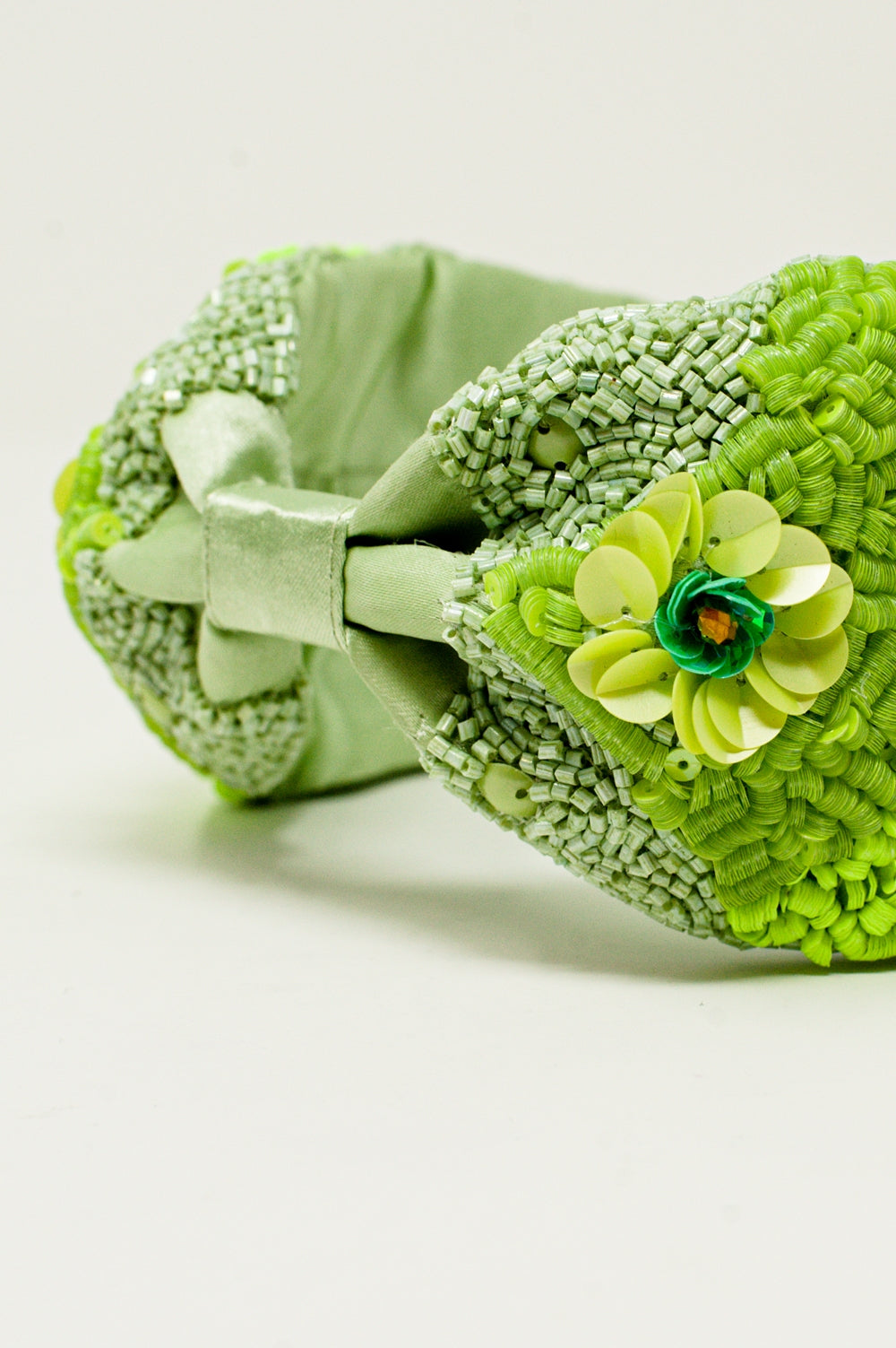 Chunky headband with embellished green flowers - Szua Store