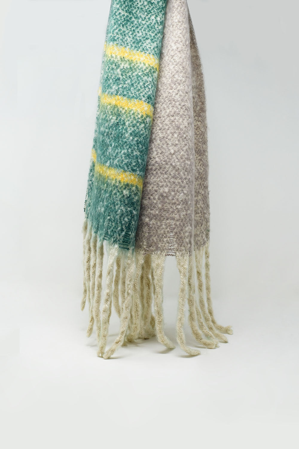 Q2 Chunky Scarf With Stripe design in green and yellow