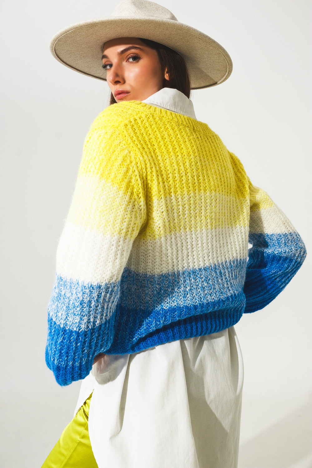 Chunky v neck wool mix jumper in yellow - Szua Store