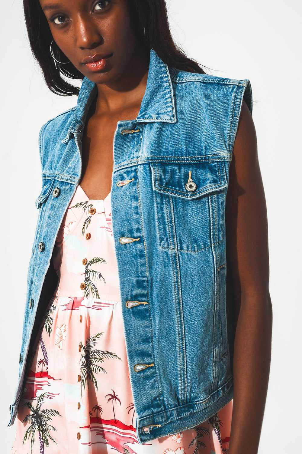 cotton sleeveless denim jacket in 70s blue - Szua Store