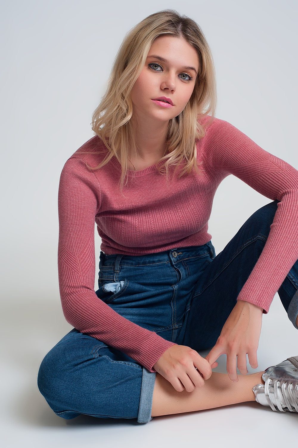 crew neck ribbed sweater in pink