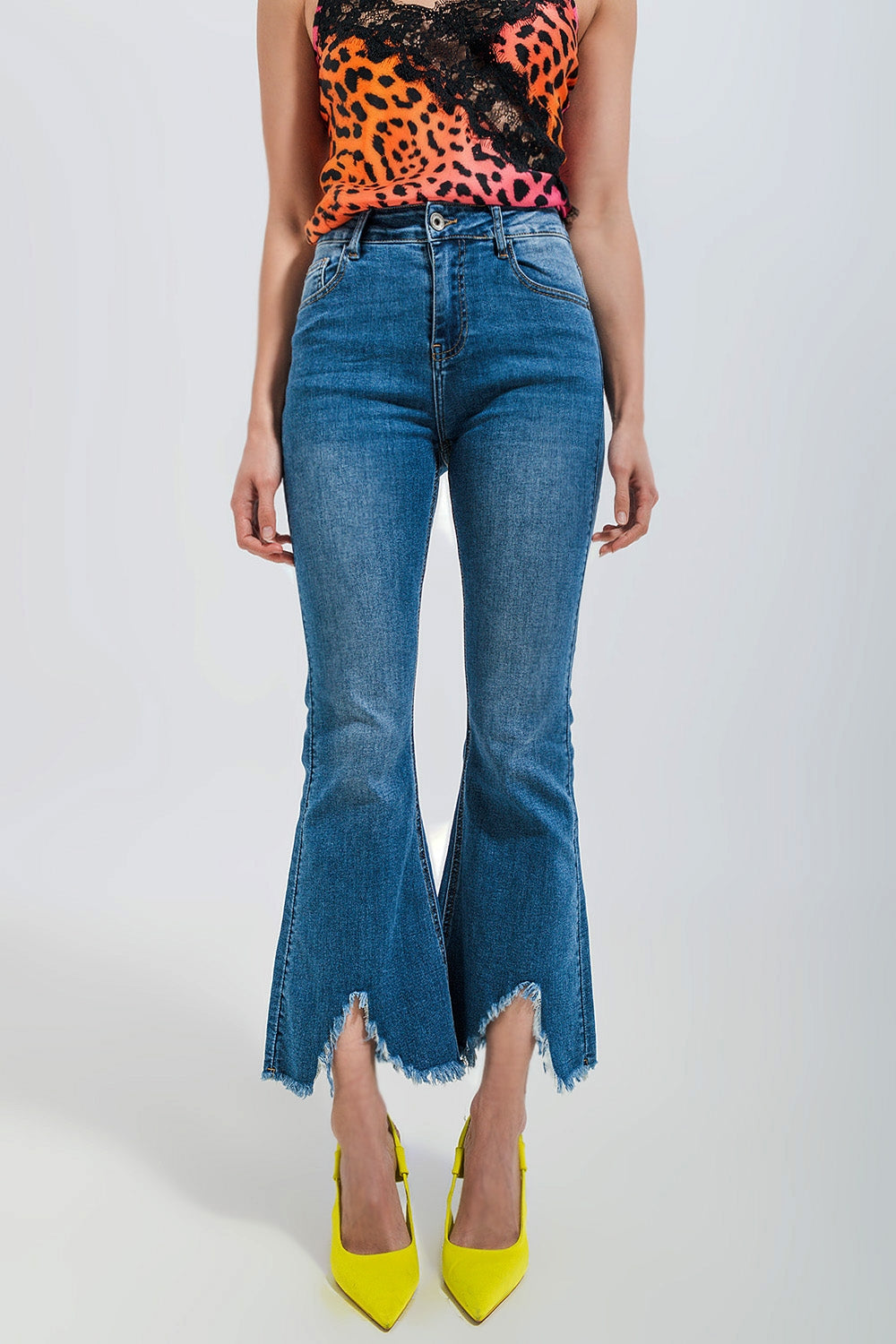 Cropped kickflare jeans in mid wash Szua Store