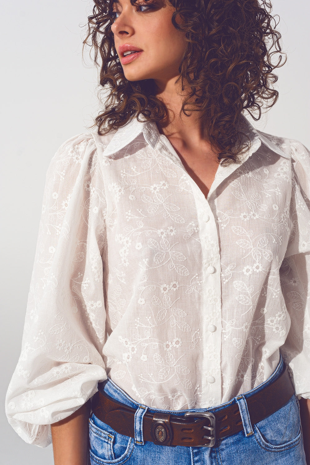 Embroidered Shirt with Balloon Sleeves in White - Szua Store