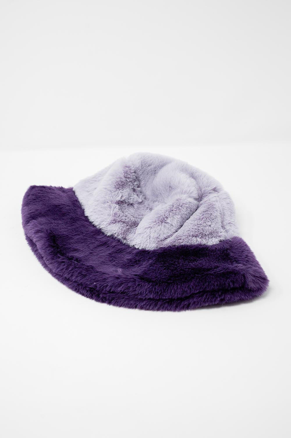 Faux fur bucket hat in purple Szua Store