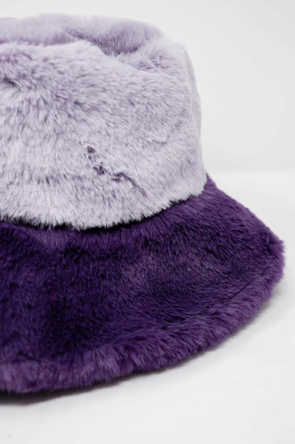 Faux fur bucket hat in purple Szua Store