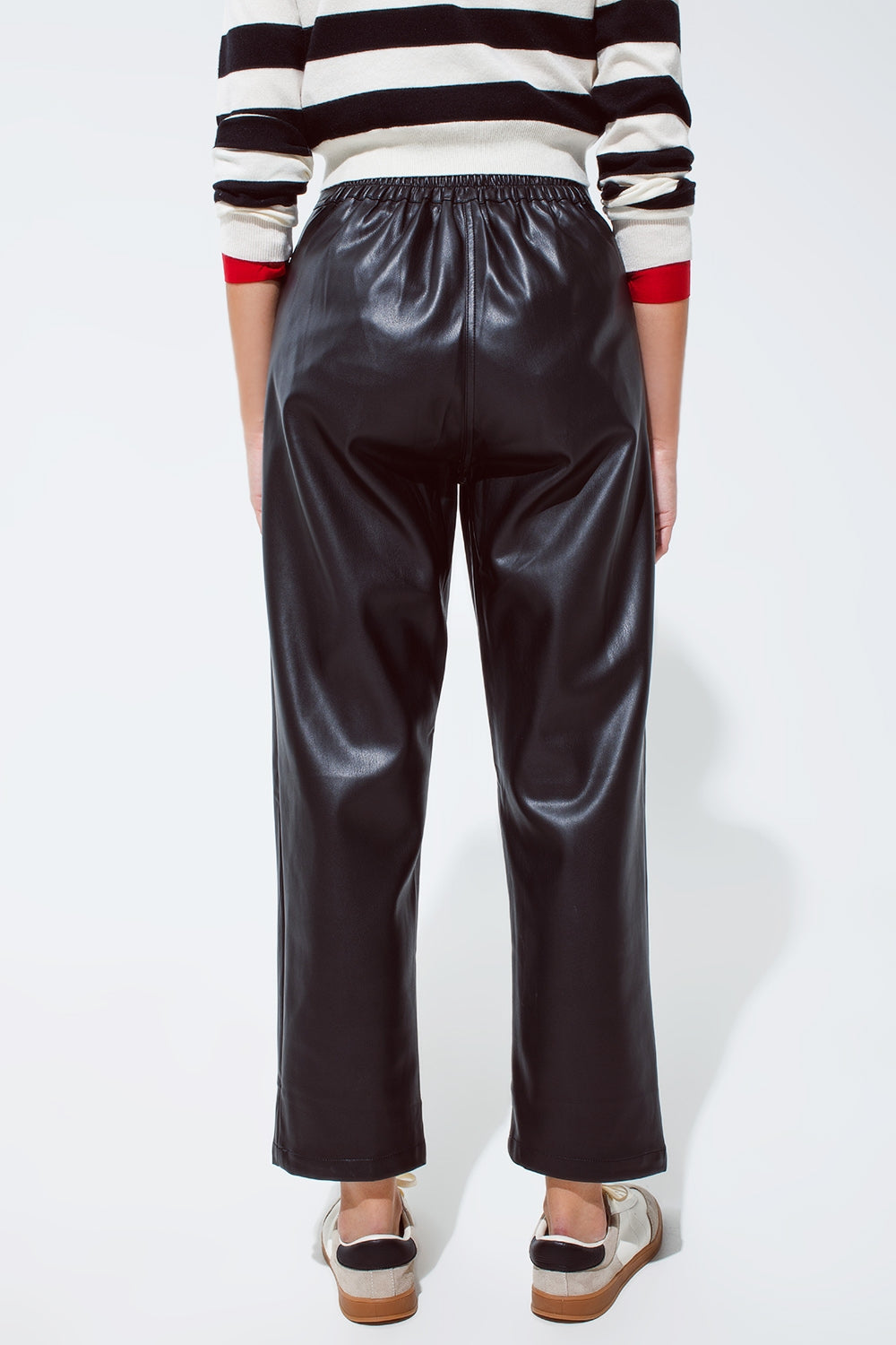 Faux leather pants with pleats and elastic waist