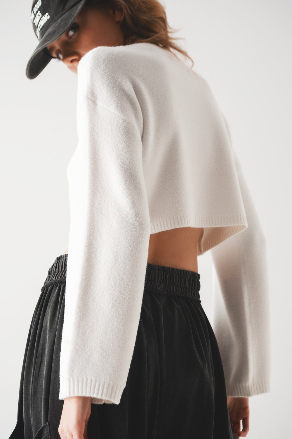 Fluffy cropped jumper in cream Szua Store