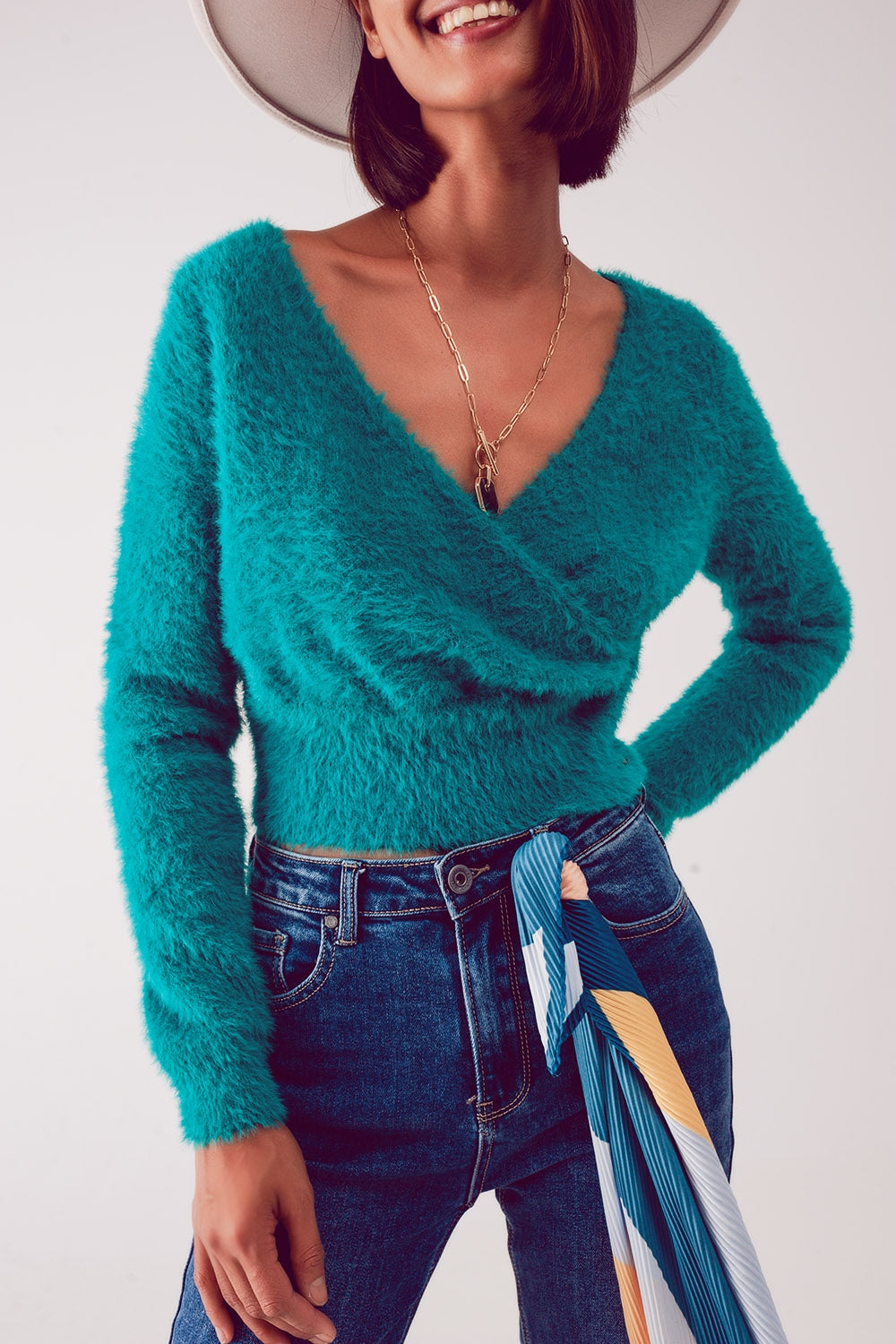 Fluffy v neck knit jumper in green Szua Store