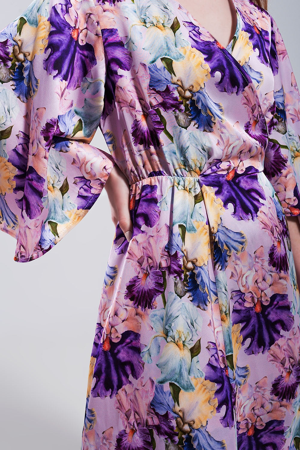 Flutter sleeve maxi dress in purple floral print Szua Store