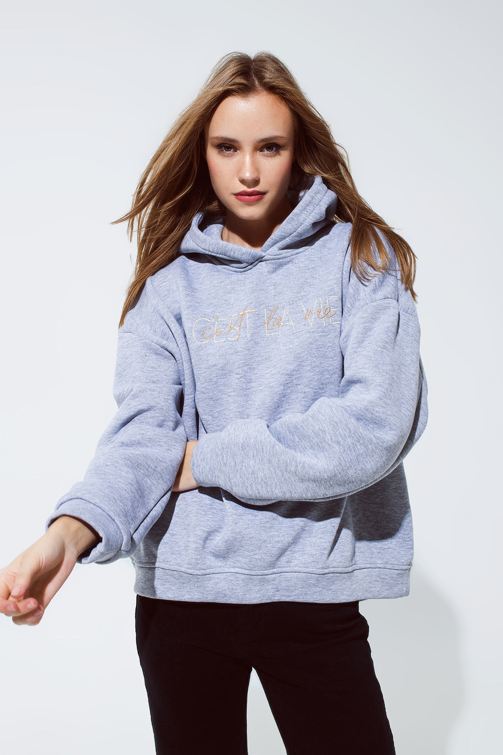 Q2 Grey color hoodie with embroidered with Cést La Vie text