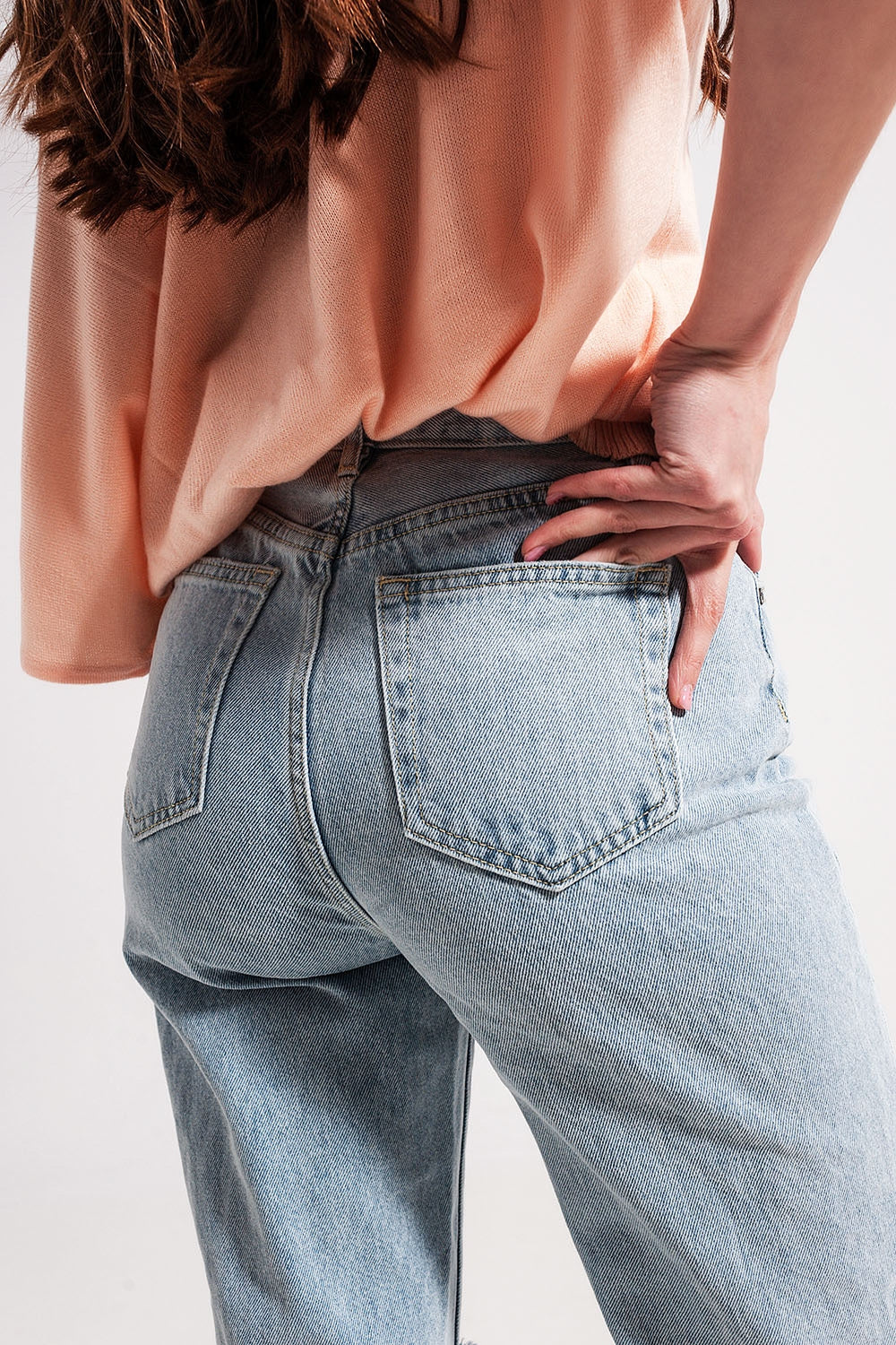 High rise mom jeans in lightwash with rips Szua Store