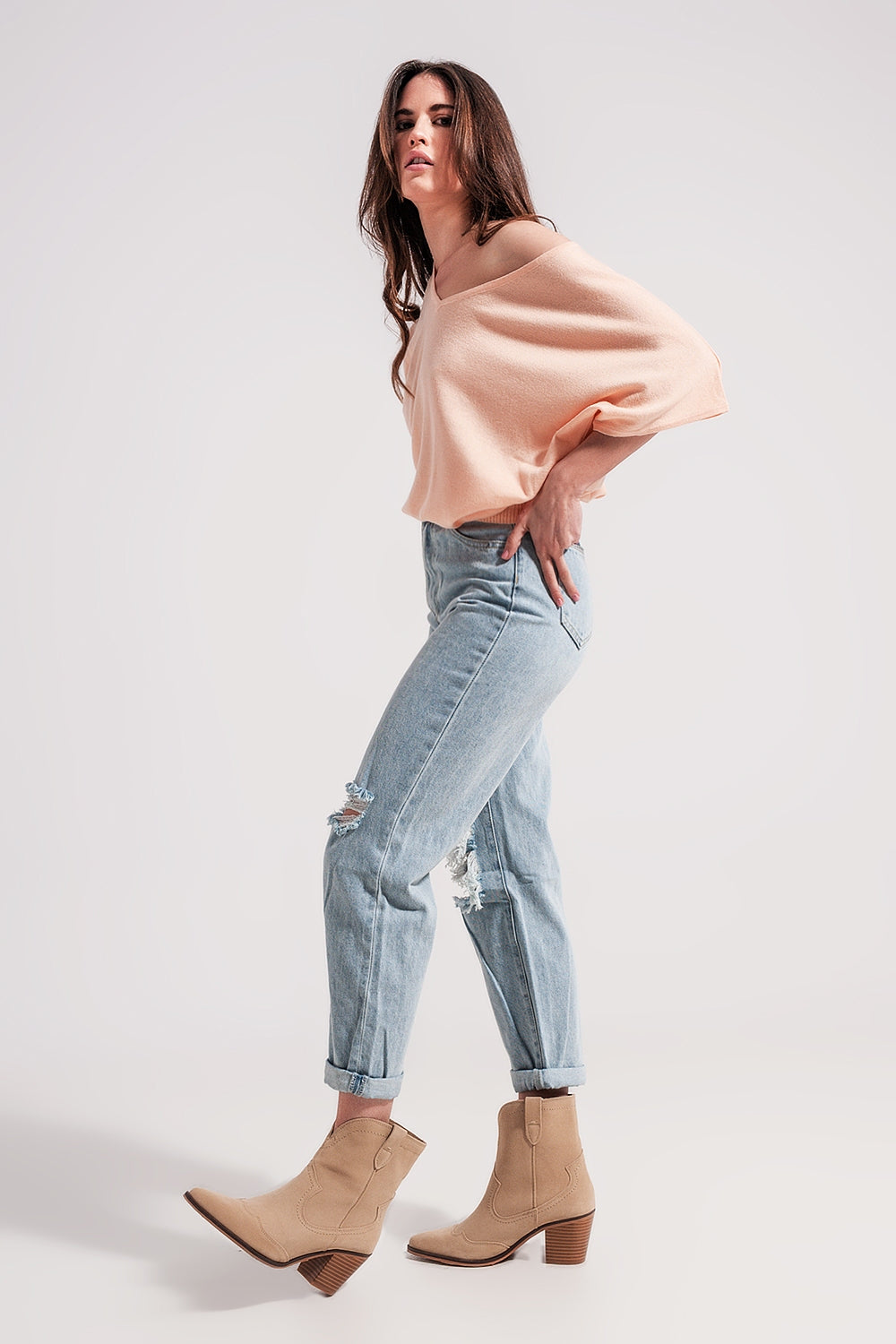 High rise mom jeans in lightwash with rips Szua Store