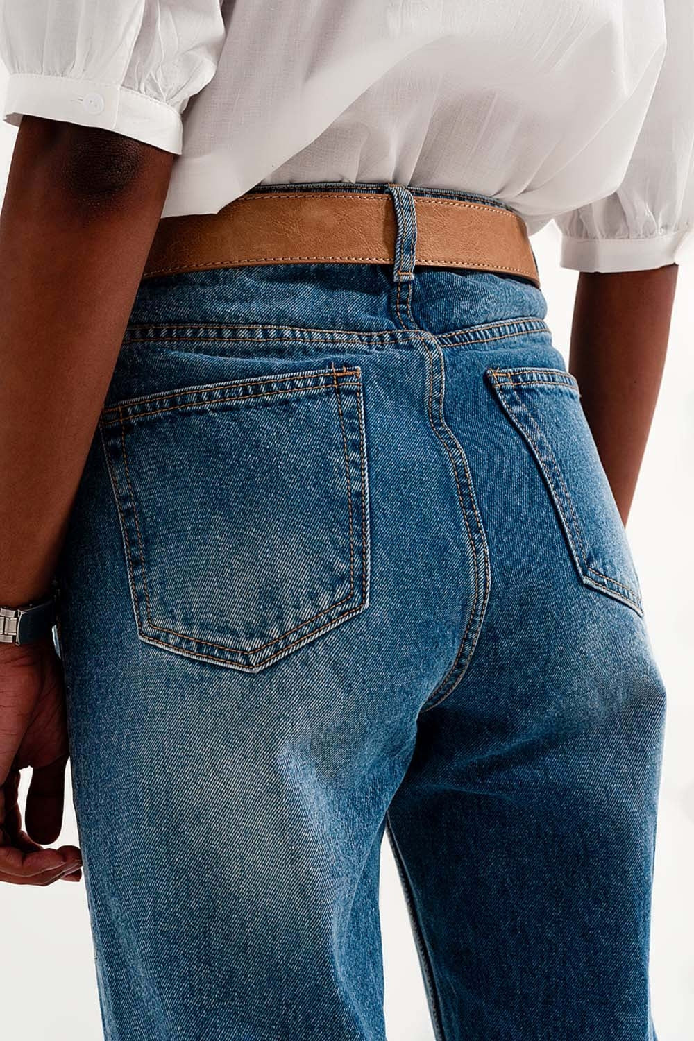 High rise slim mom jeans in midwash with rips Szua Store