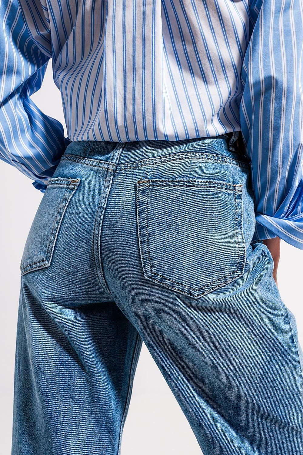 High waist jeans with split hem in vintage wash Szua Store