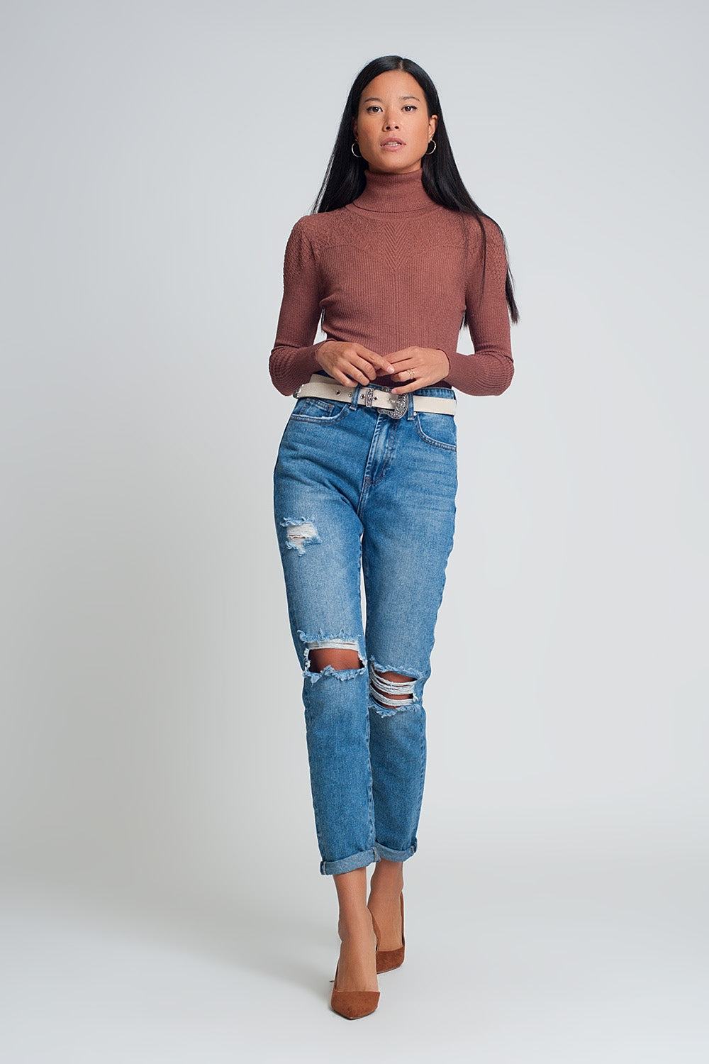 High waist mom jeans with ripped knees in dark wash blue Szua Store