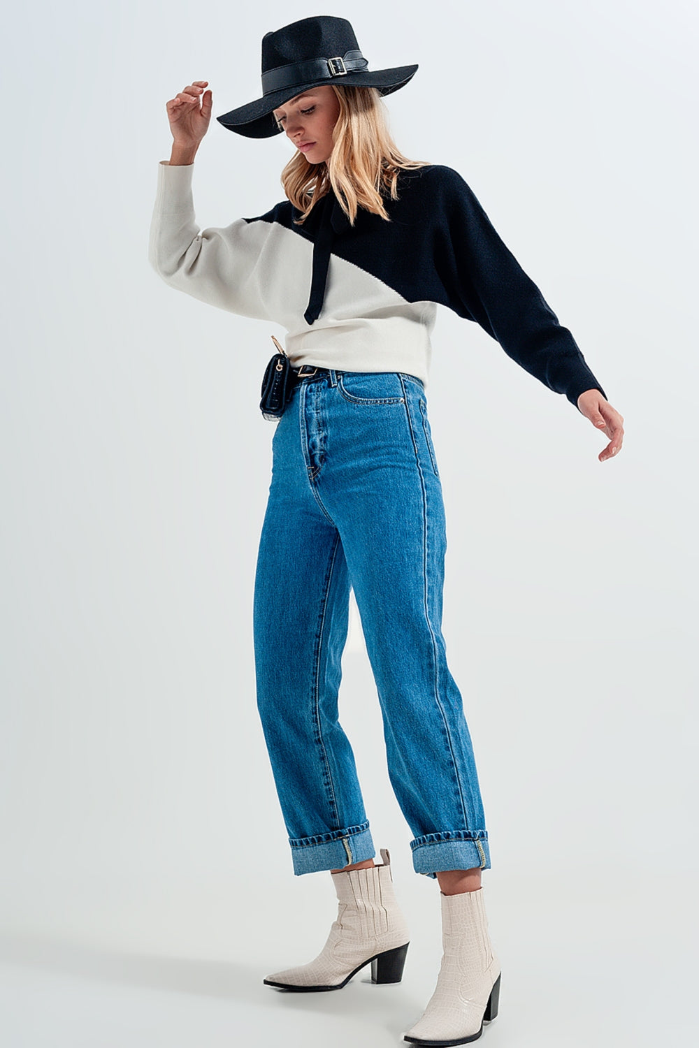 High waisted mom jeans in vintage blue Szua Store