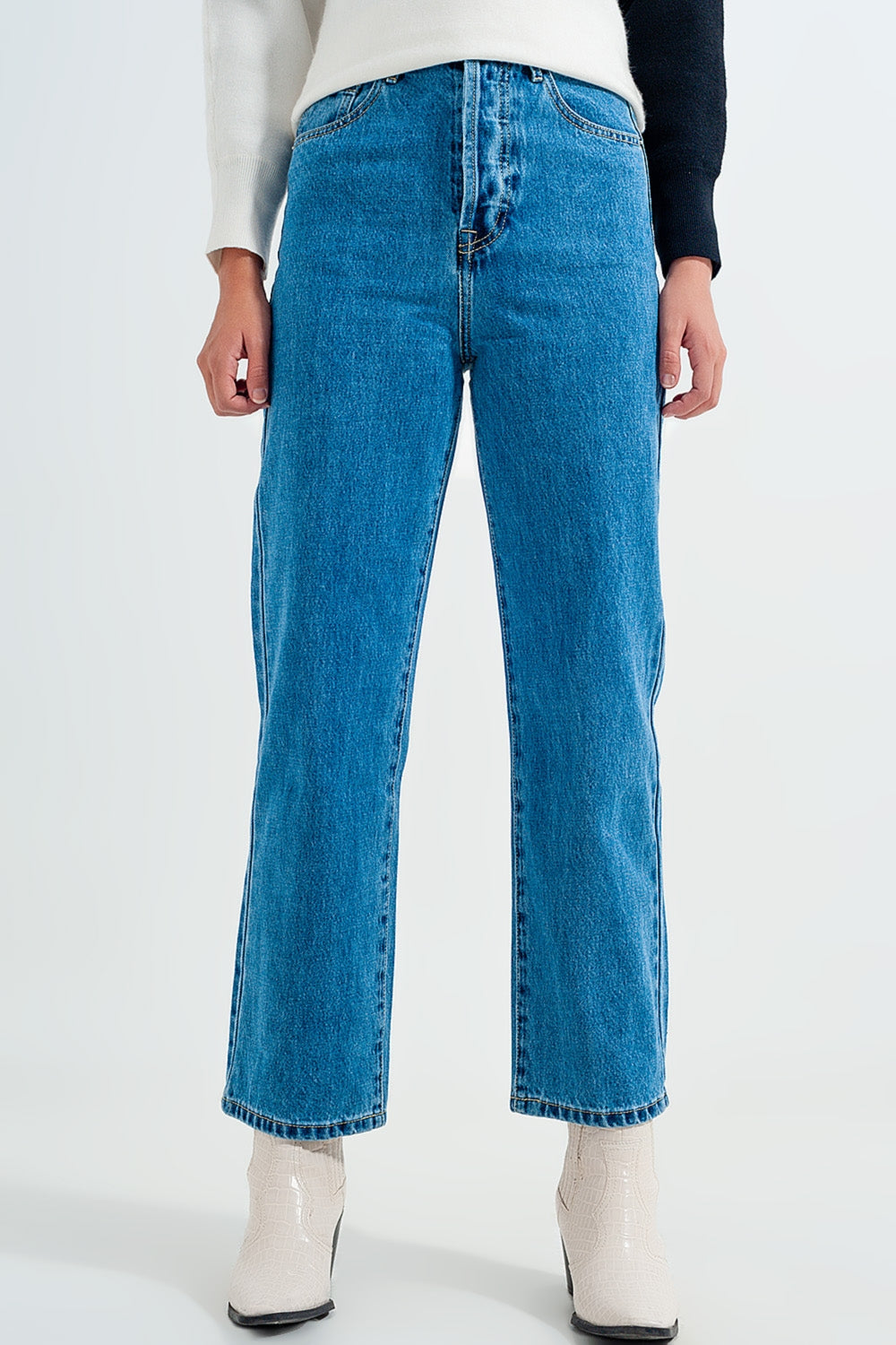 Mom jeans de talle alto en azul vintage