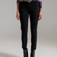 Q2 High waisted skinny jeans Distressed At The Hem in Black