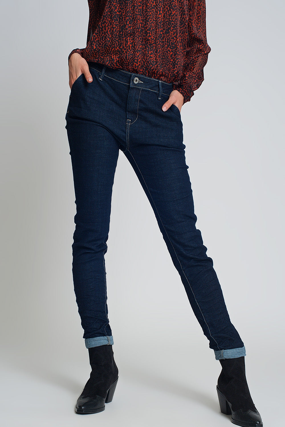 Jeans skinny corte estilo chino