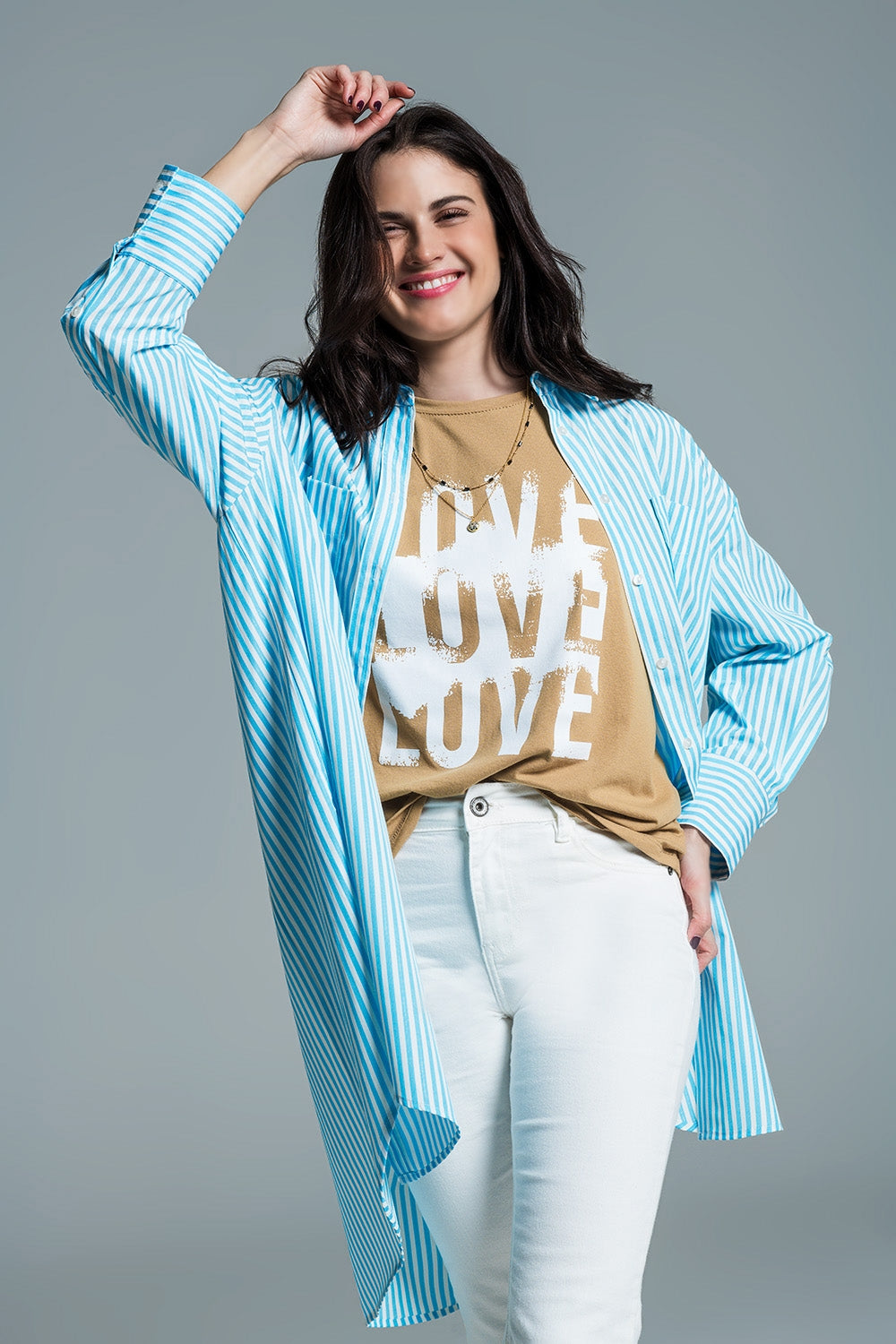 Q2 Light blue oversized blouse with white stripes