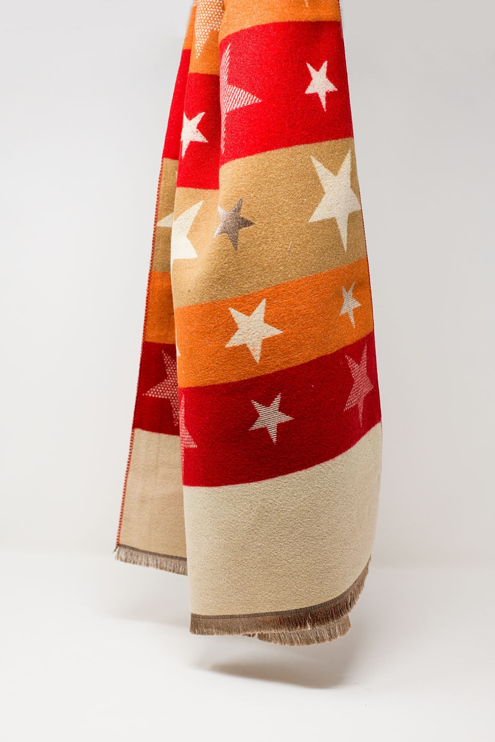 Lightweigh Scarf With Stripes and Stars in Shades Of Red and Orange