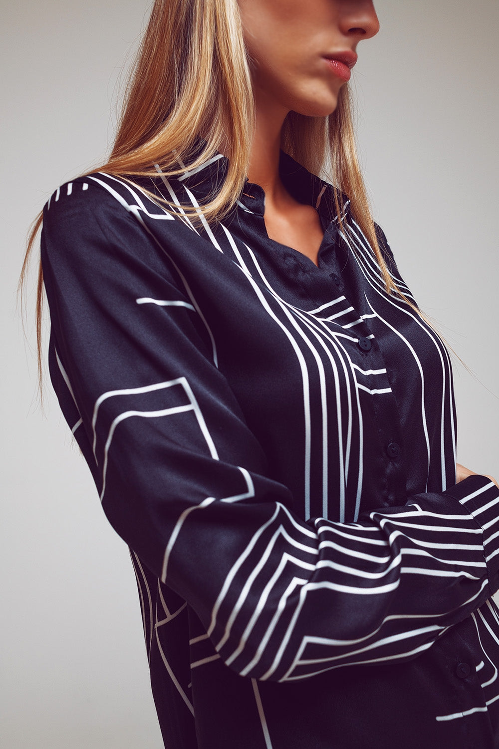 Long Sleeve Satin Shirt With Black and White Abstract Print - Szua Store