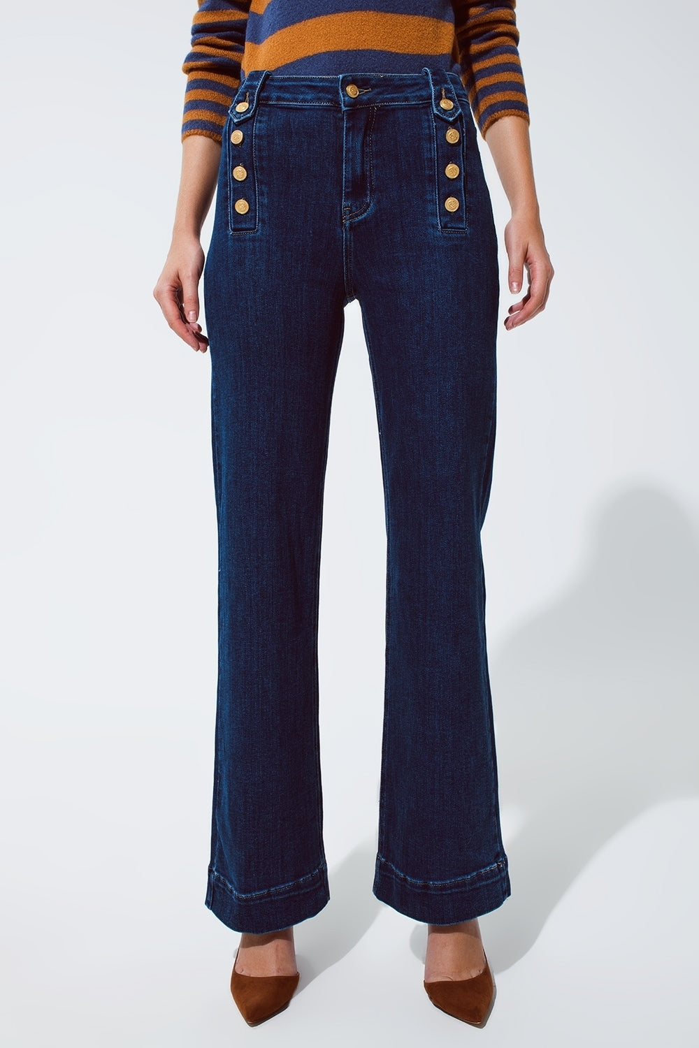 Q2 Marine Flare Jeans With Button Detailing in Mid wash