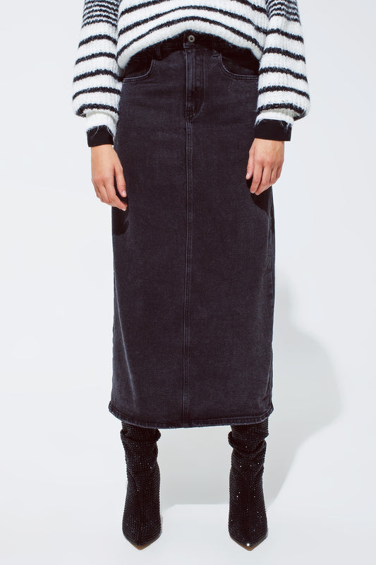 Q2 Maxi black denim skirt with a split on the back