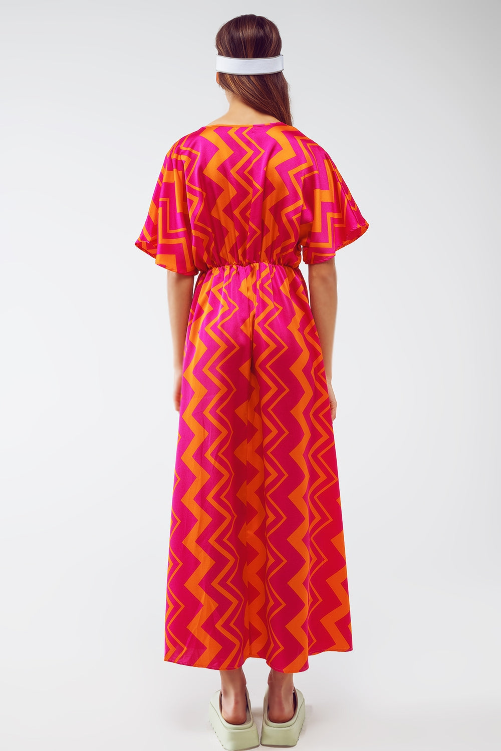 Maxi V-neck Dress Cinched At The Waist In Zig-Zag Fuchsia Orange Print - Szua Store