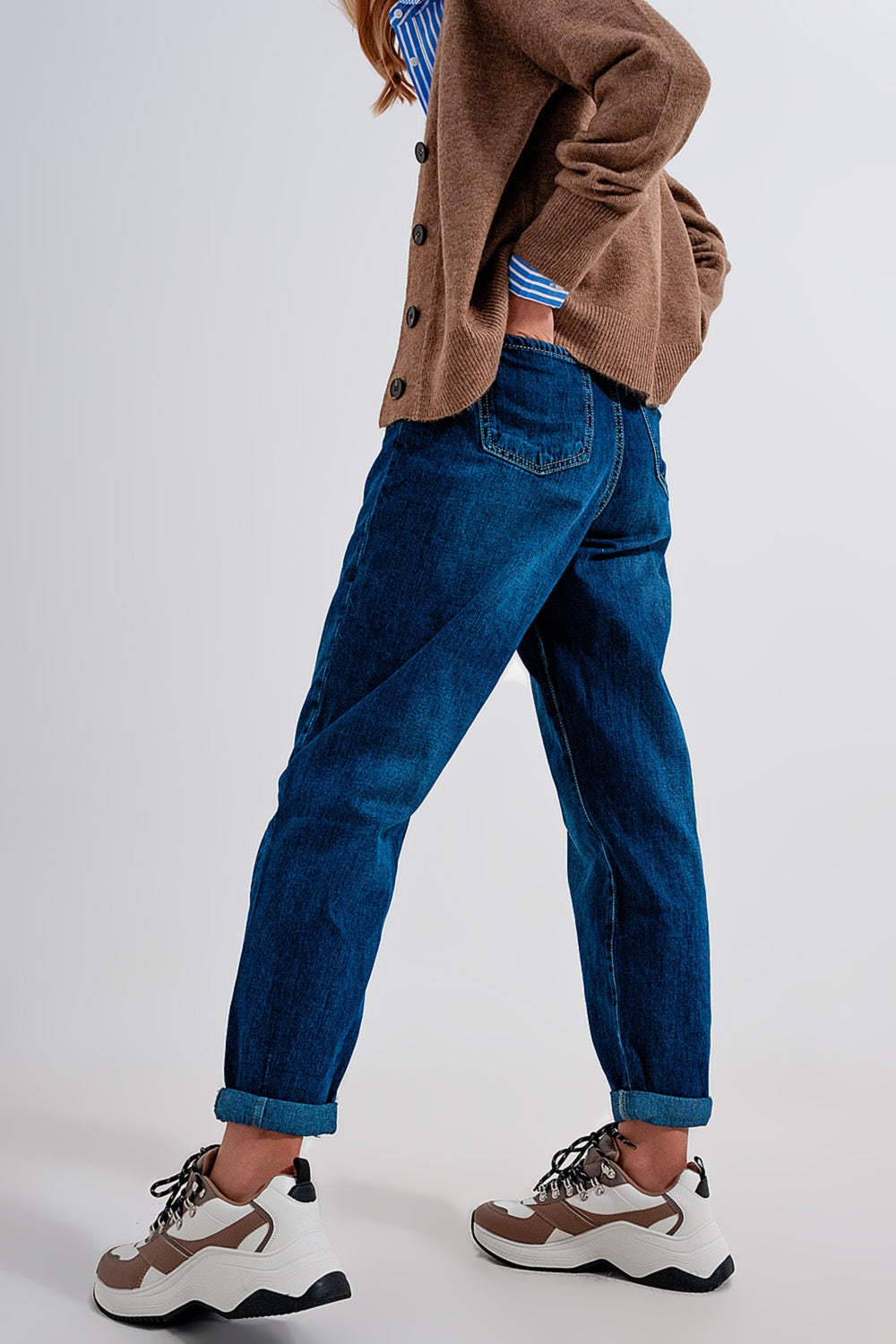 Medium blue pleat front pegged Jeans Szua Store