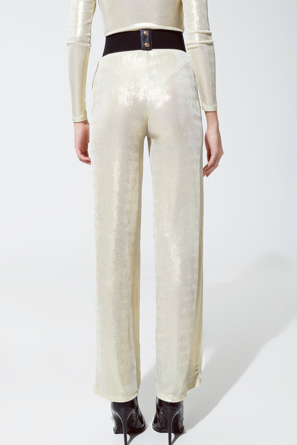 Metallic Finish Flared Legging in Pearl White.