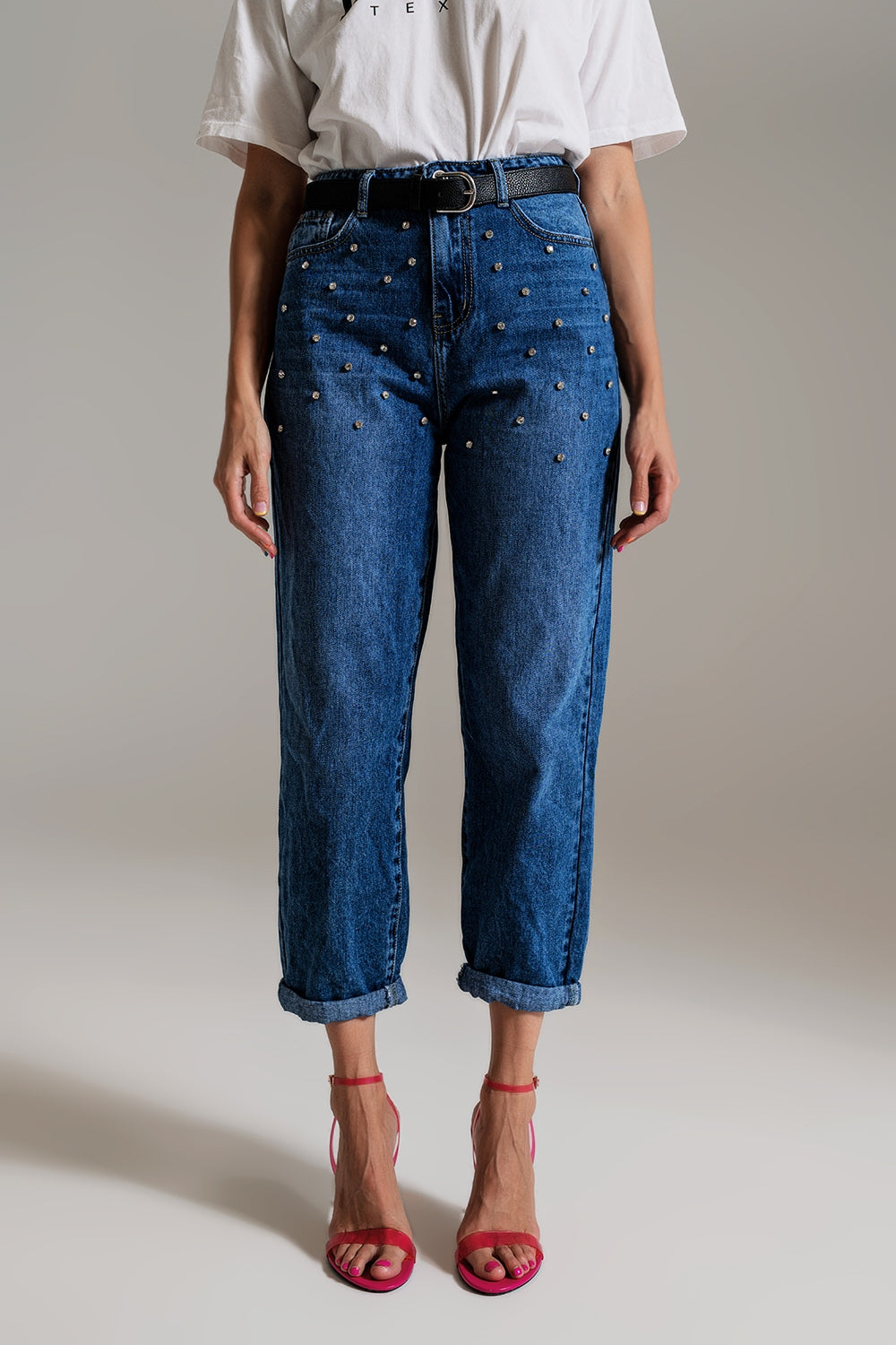 Q2 Mom Jeans With Embellished Details in Mid Blue Wash