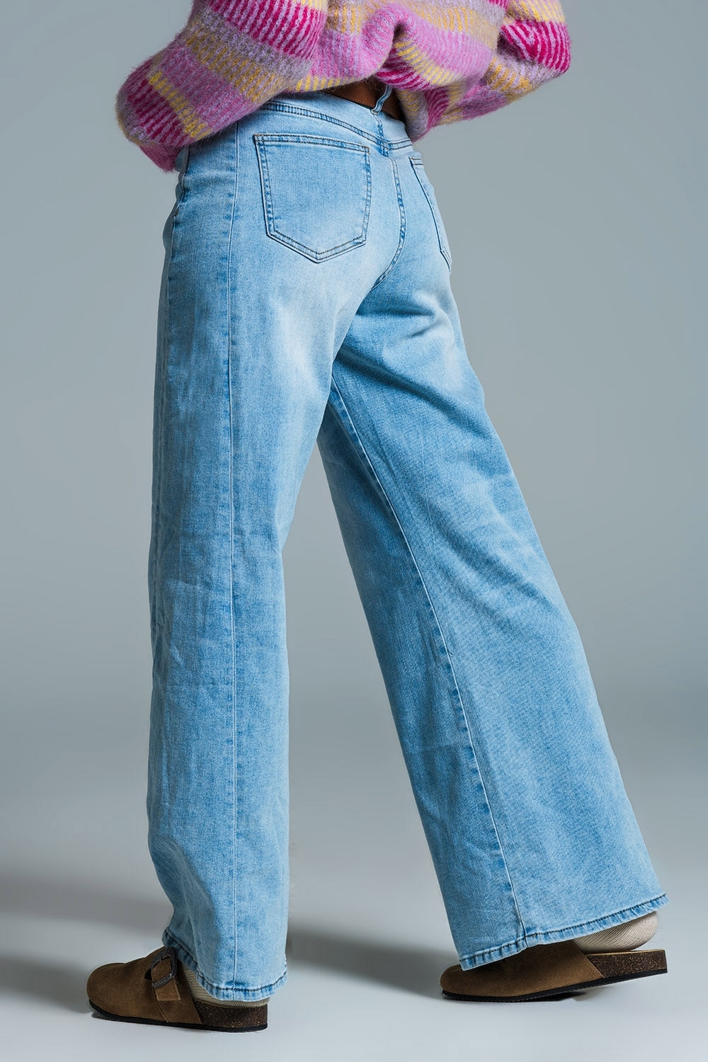 Mom Style Wide Leg Light Wash Jeans