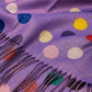 Bufanda suave de lunares multicolores en color morado