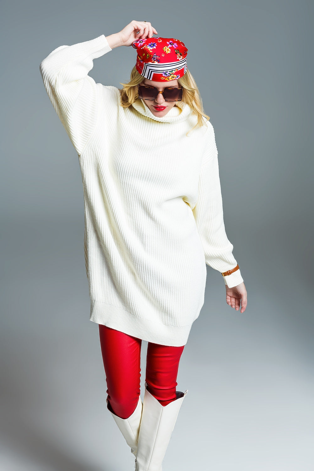 Q2 Oversized Ribbed Knit dress With Turtle Neck in Cream