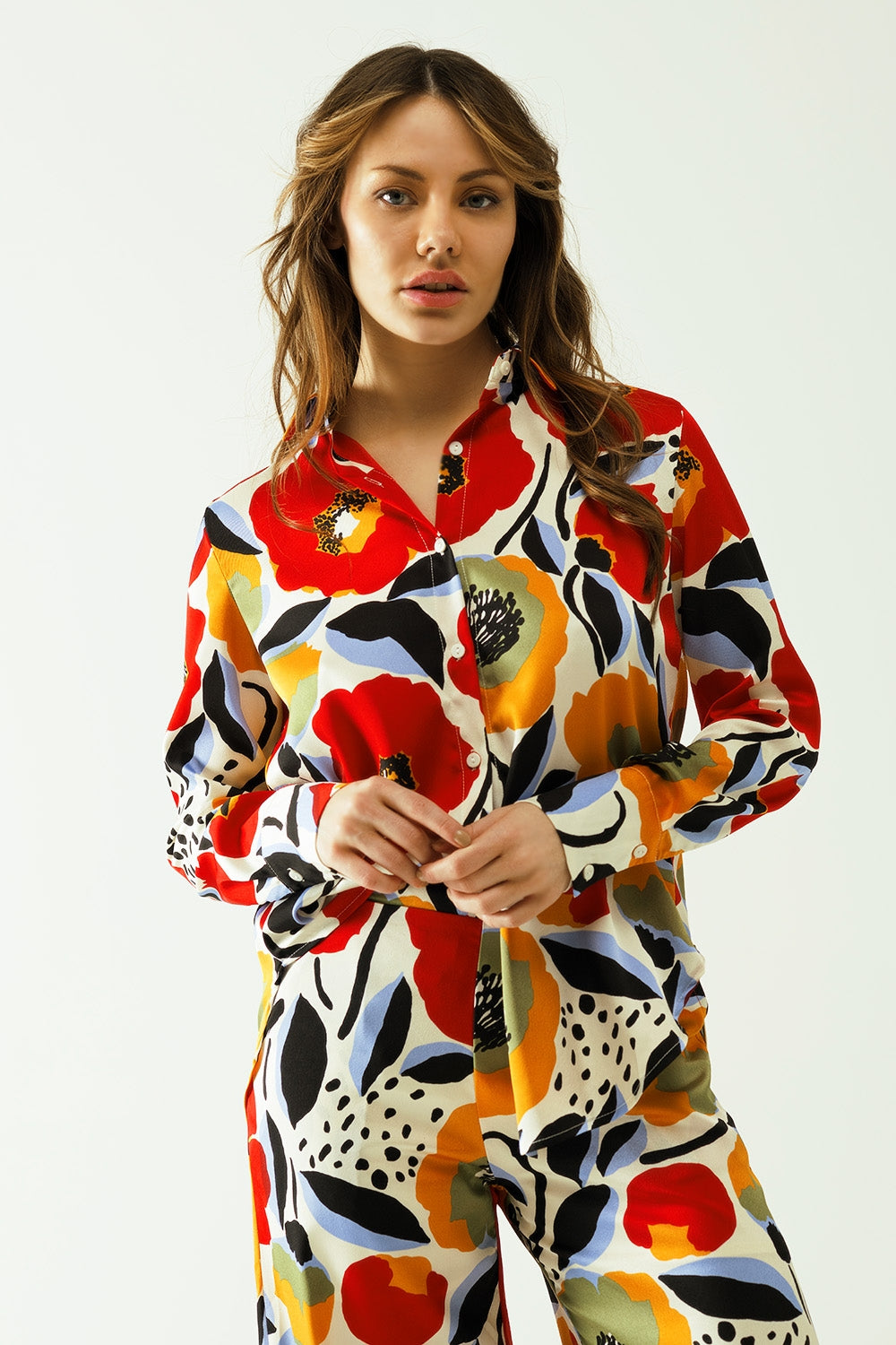 Q2 oversized shirt with poppies designs and button closure
