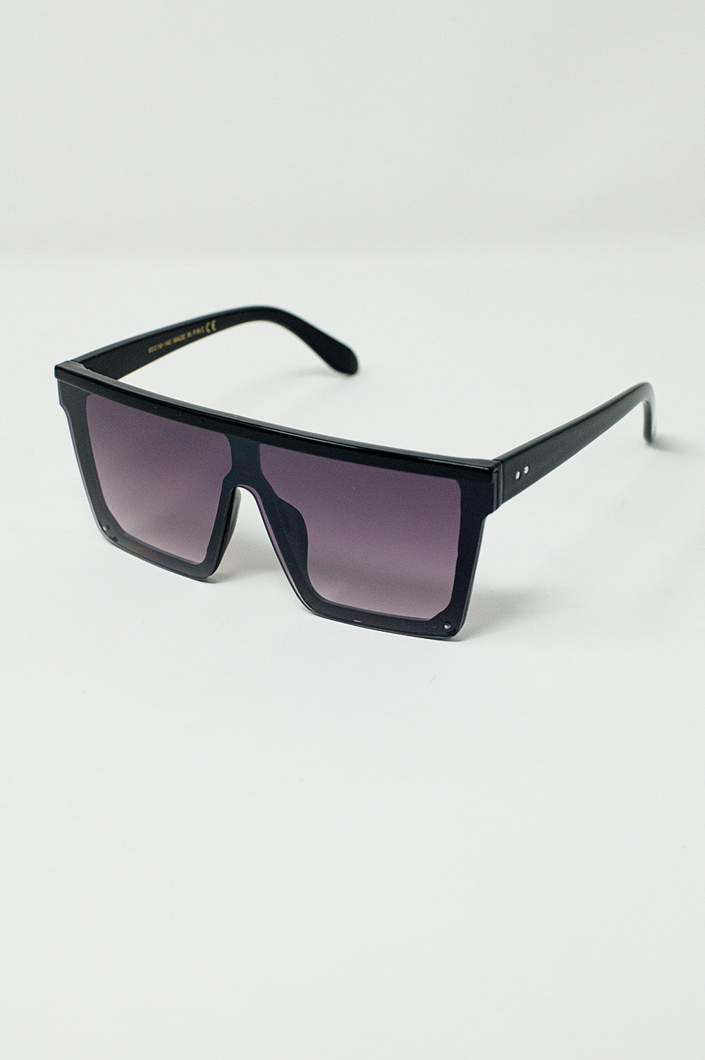 Oversized Squared 70´s Sunglasses in Black - Szua Store