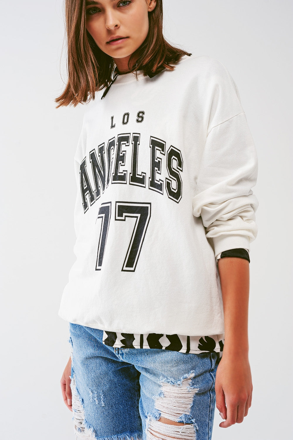 Oversized Sweat with Los Angeles Text in White - Szua Store